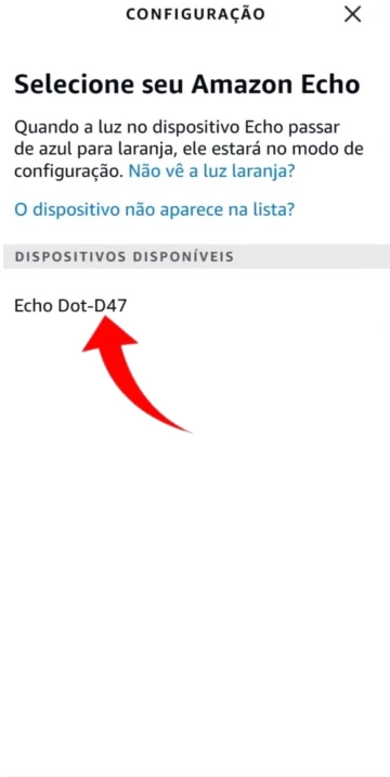 Selecionando o Echo Pop na lista de dispositivos disponíveis.