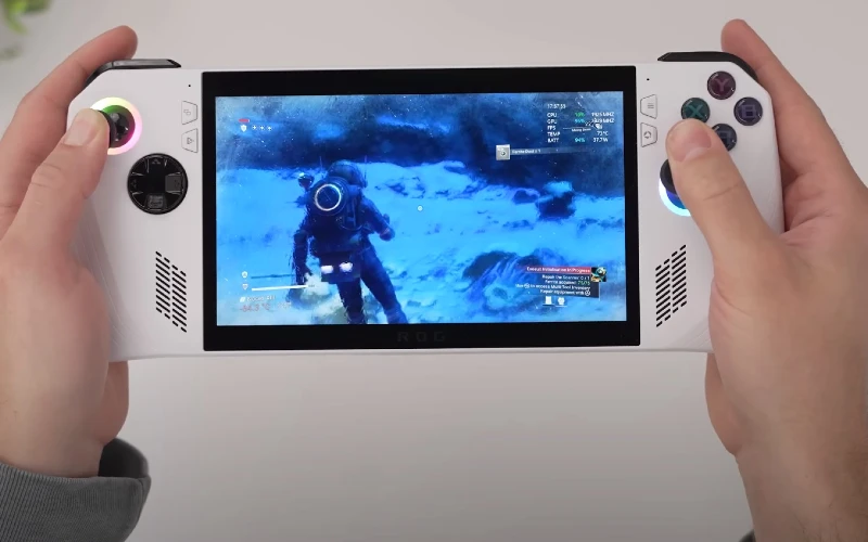 Jogando no Aus ROG Ally.